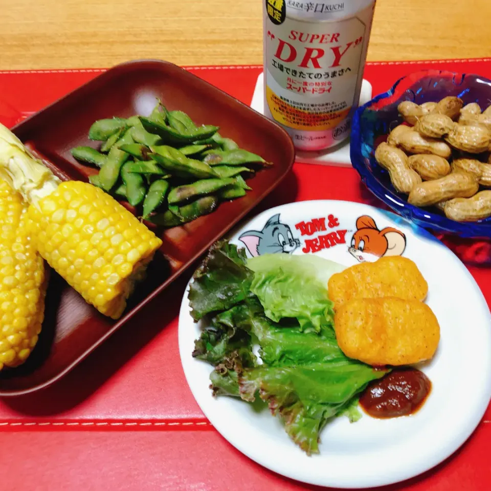 枝豆🫛とうもろこし🌽生落花生🥜
夏の三種の神つまみ✨|naoさん