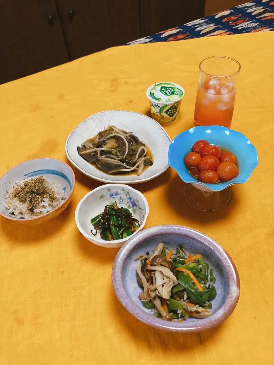 grandmaの晩ごはん☆ 今夜は麻婆茄子、ピーマン🫑のジャコ煮､ミニトマトのシロップ漬け
で頂きます|kaoriさん