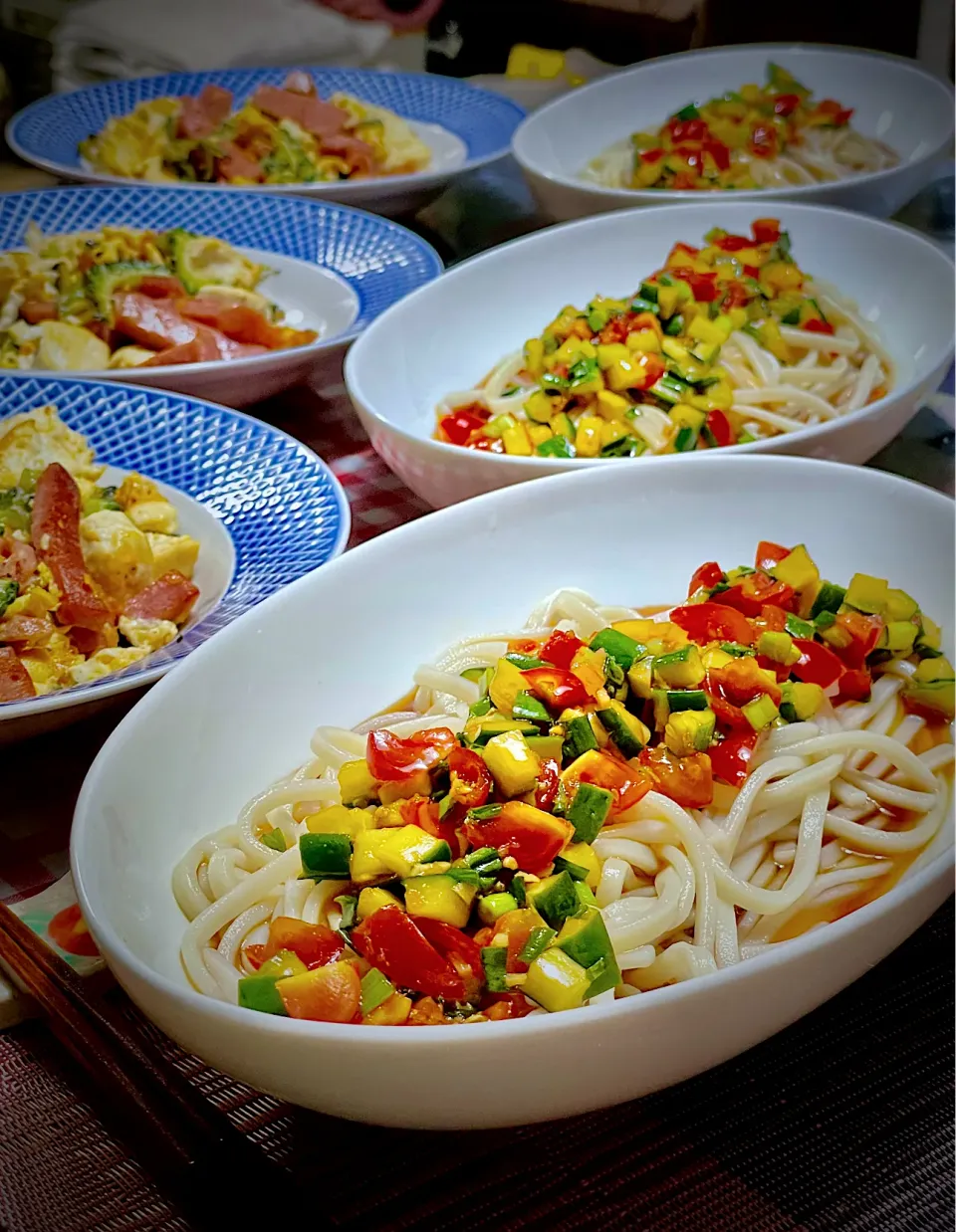 『夏野菜のぶっかけ冷しうどん』✨✨✨キュウリとトマト、甘酢ダレでさっぱりと❣️😋|イチロッタさん