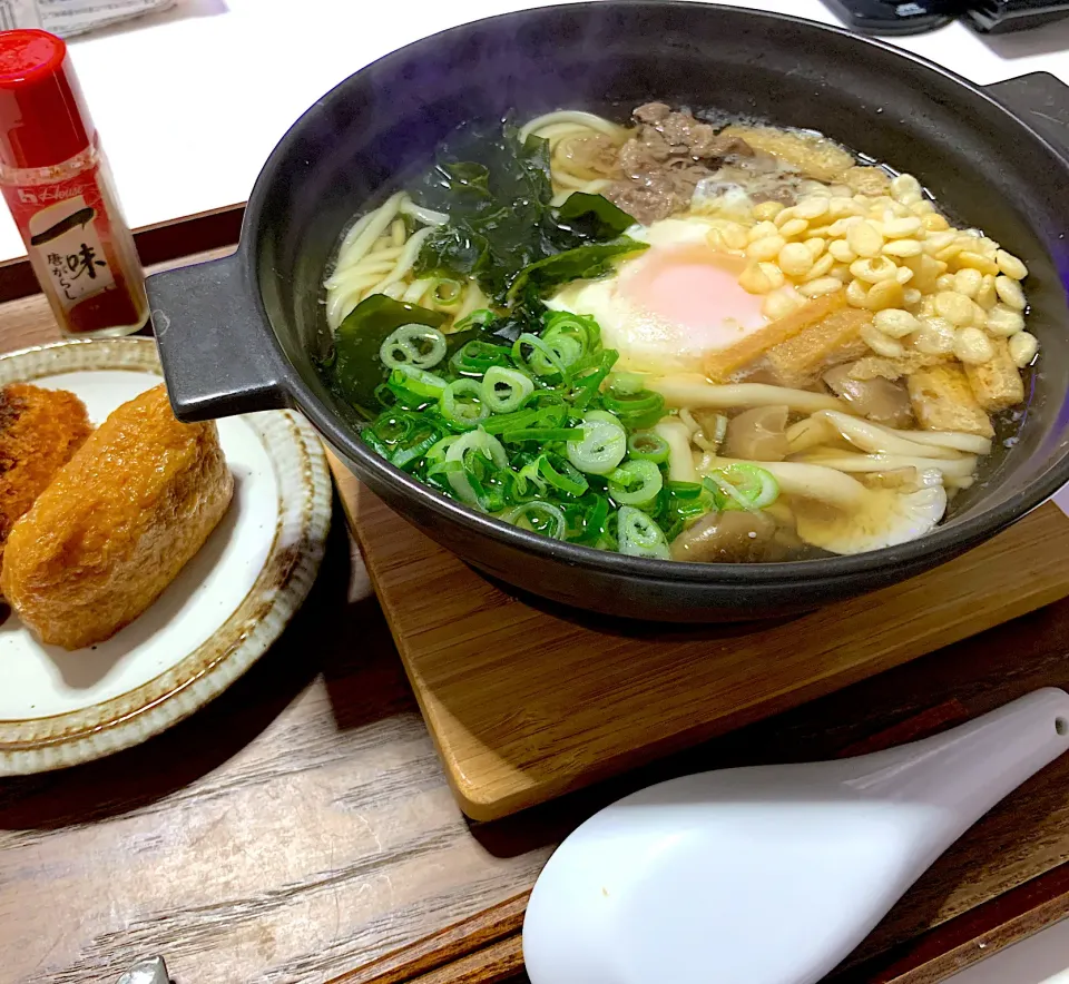 ばんごはん。鍋焼きうどん。|yukiさん