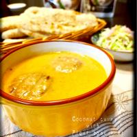 手作りナンとNIKUVEGEココナッツカレー