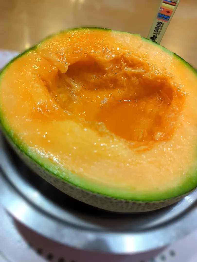 熟れ熟れ夕張メロンの贅沢食べ（🍈•᎑•🍈）|みぽりん♪さん