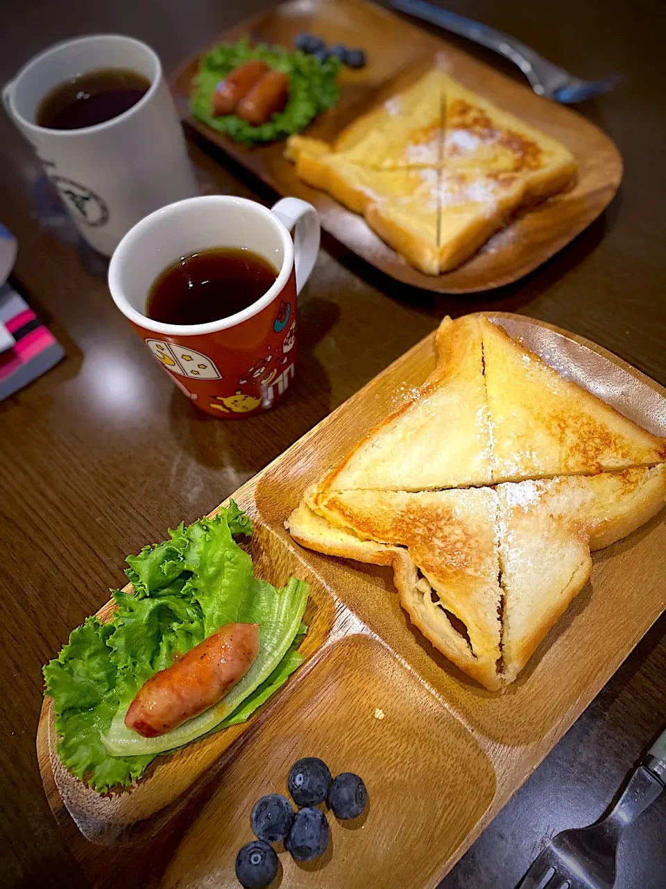 フレンチトースト　焼きソーセージ　ブルーベリー　コーヒー|ch＊K*∀o(^^*)♪さん