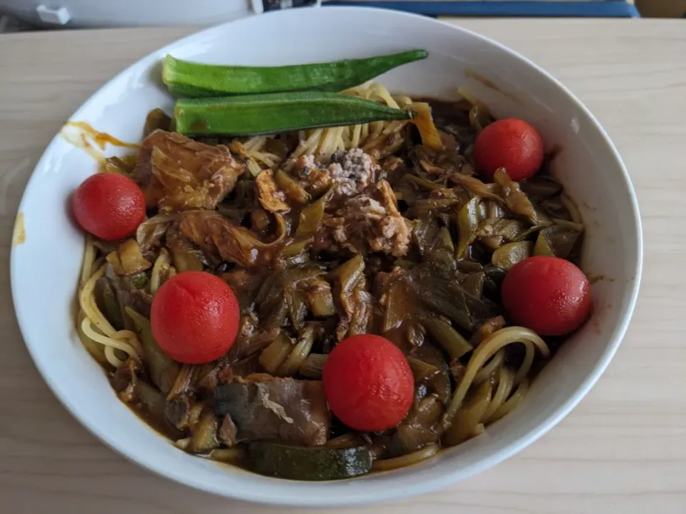 昨日残りの鯖水煮缶利用したカレーパスタ|Tarou  Masayukiさん