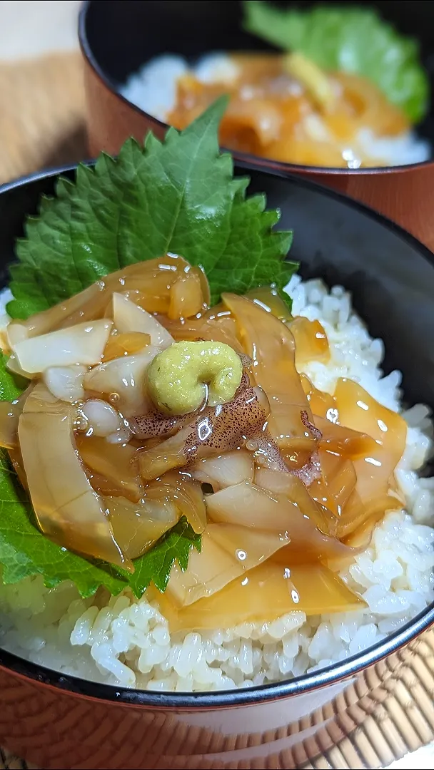 f.1125beさんの料理 イチロッタさんのお料理〜ケンサキイカの琉球丼、沖漬けじゃないよ|f.1125beさん