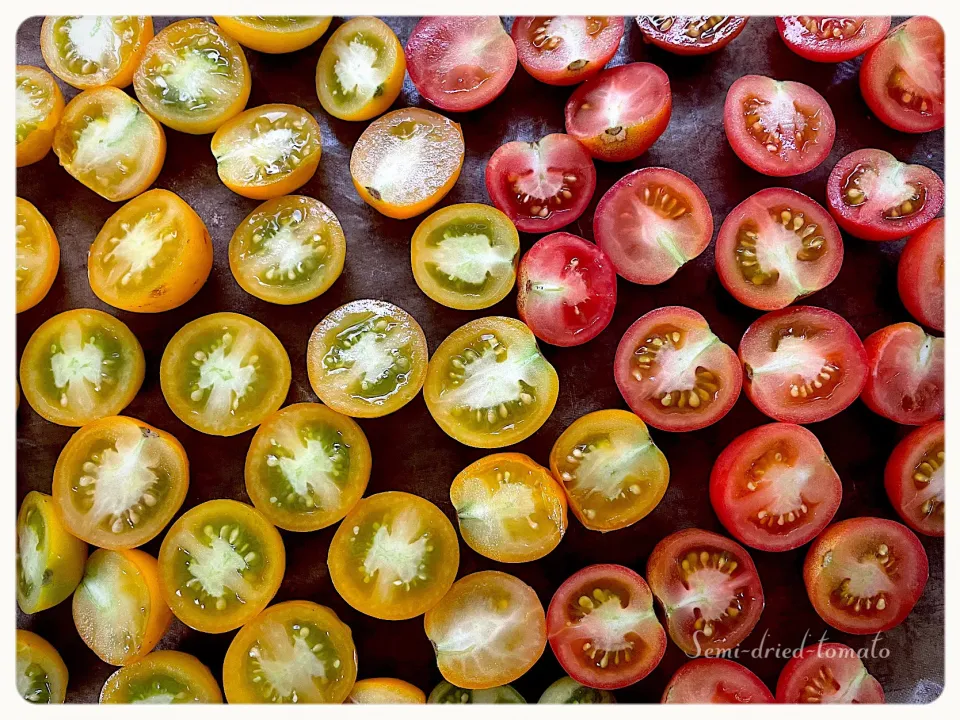 Snapdishの料理写真:yucca@さんの料理 ドライトマト🍅 wo 作ります😊|yucca@さん