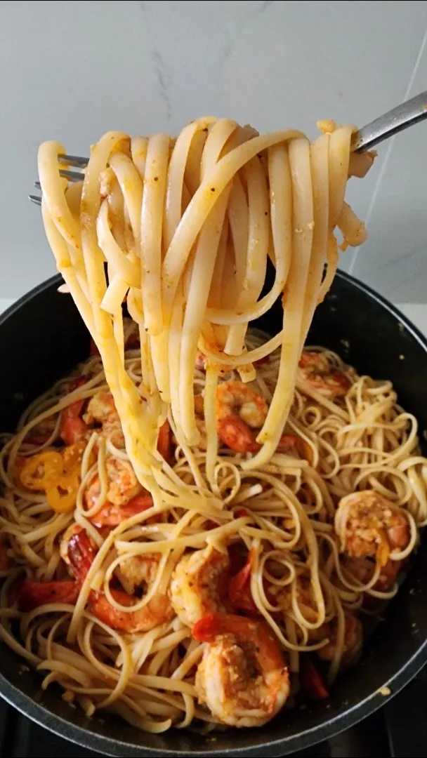 Spicy Prawn Linguine|5Spoonfuls🍴さん