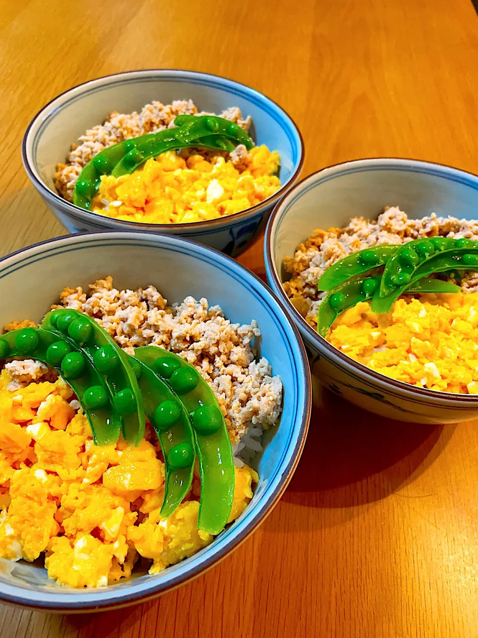 Snapdishの料理写真:三色丼|Mikaさん