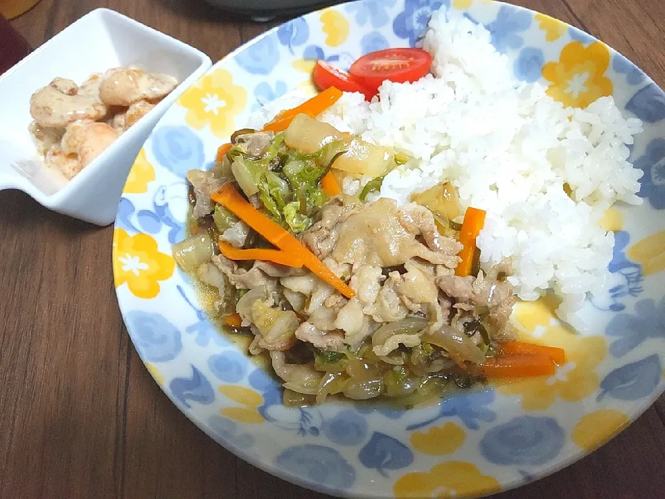 豚バラと白菜のうま塩とろみ炒め丼
エビマヨ|尚さん