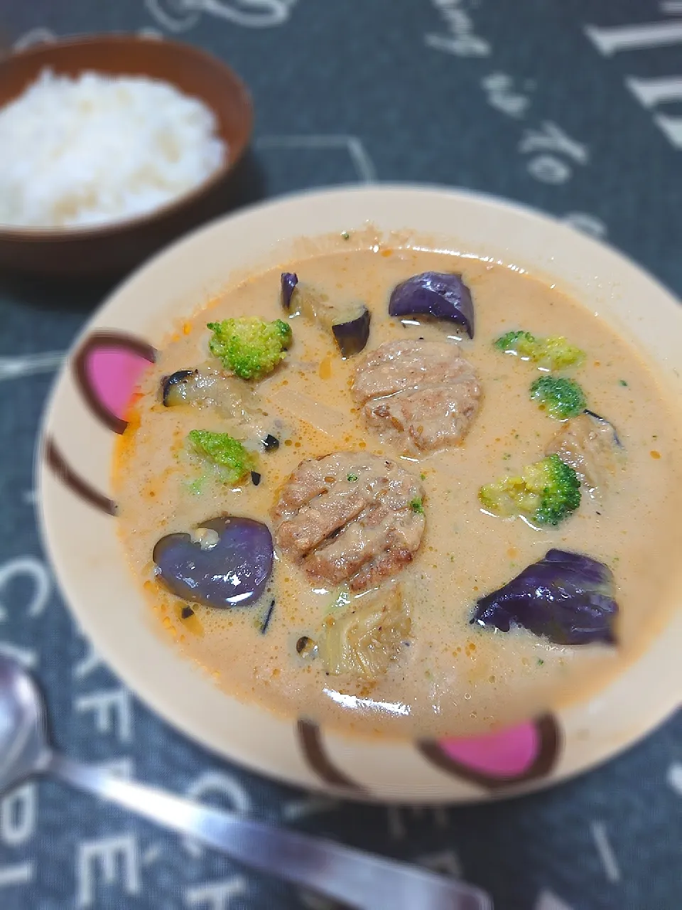 Snapdishの料理写真:ココナッツカレー🍛✨✨|まなみさん