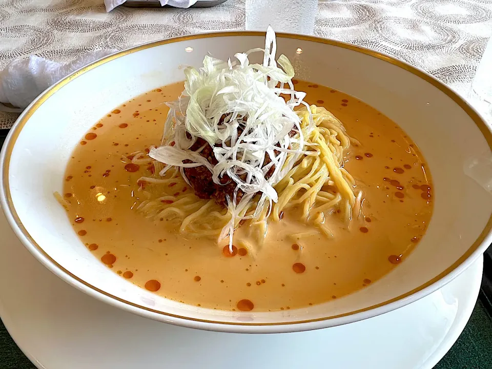 ⛳️冷やし坦々麺|流線形さん