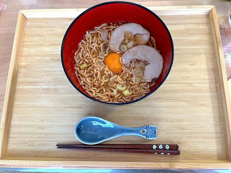 ベビースターラーメンでチキンラーメン🐣|かなとさん