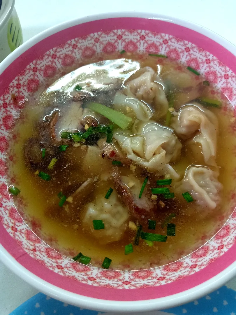 Wonton Soup w/ Crispy Pork Belly 🤤|An'leeさん