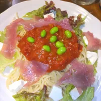 Snapdishの料理写真:生ハム冷製トマトパスタ|ゆきてぃさん