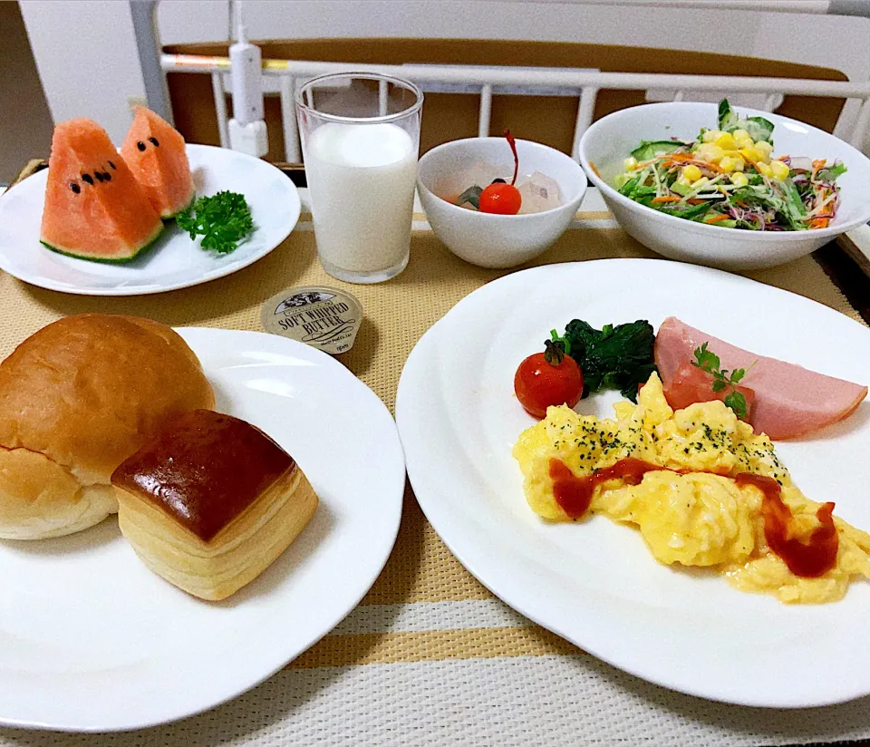 Snapdishの料理写真:産後２日目の朝食　入院中の食事記録|AHさん