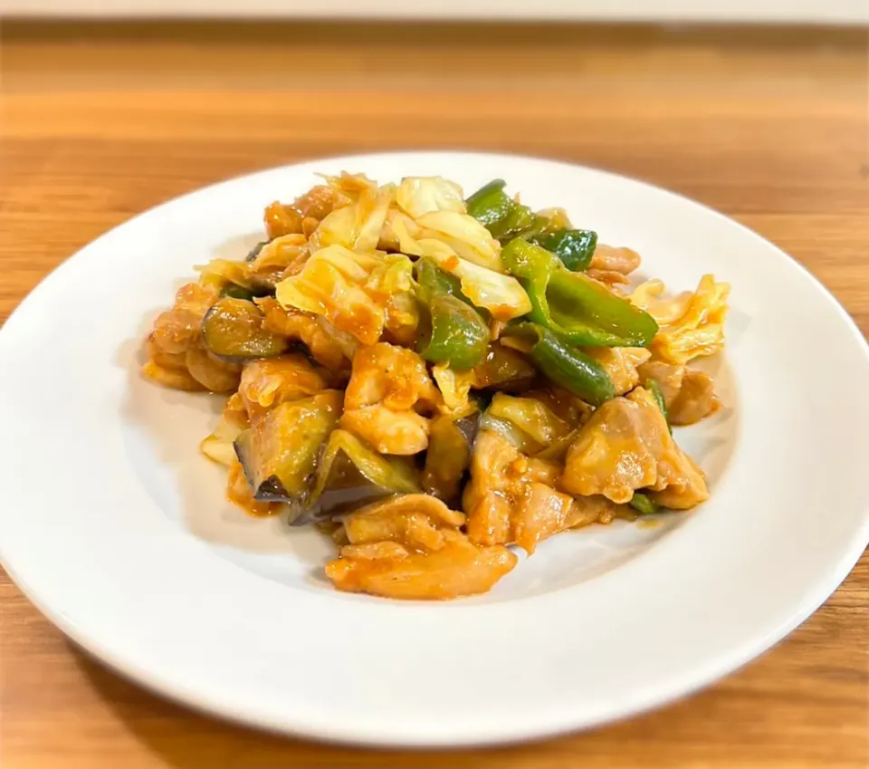 ごはんがすすむ！鶏肉と野菜の辛味噌炒め！|ふくすけ食堂さん