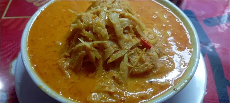 rebung masak lemak cili api.|Nana Yongさん