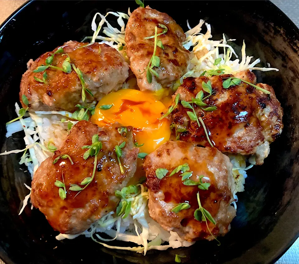 鶏つくね丼🐓|satoruさん