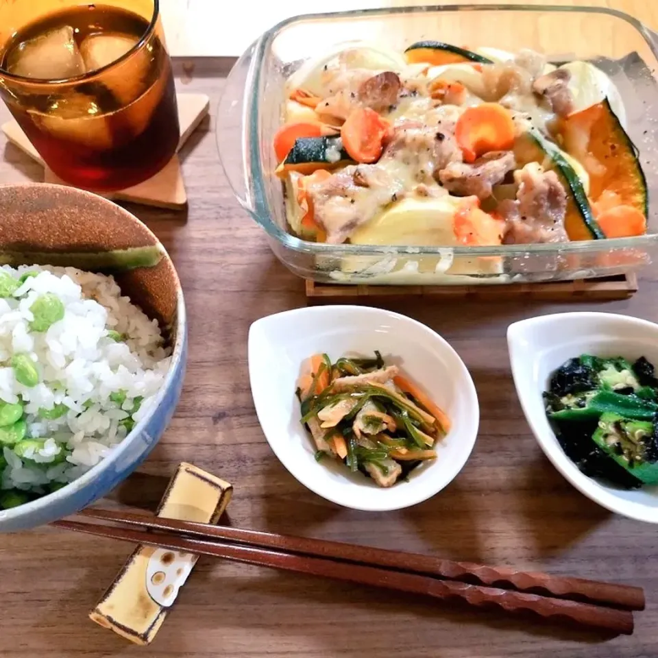 ｱﾙﾓﾝﾃﾞの夕飯🌃🍴|みきやんさん