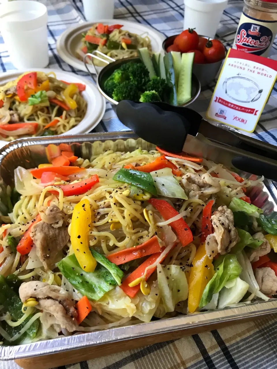 Snapdishの料理写真:【ユウキ食品さん💗おいしい世界ごはんパートナー】スパイス21 de 塩焼きそば|まなまな♡さん