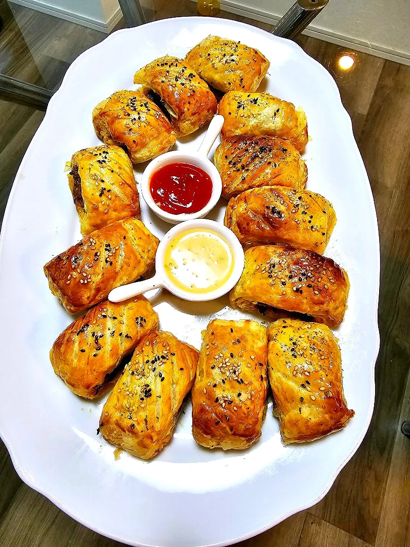 sausage rolls|Brendalee Madyangoveさん