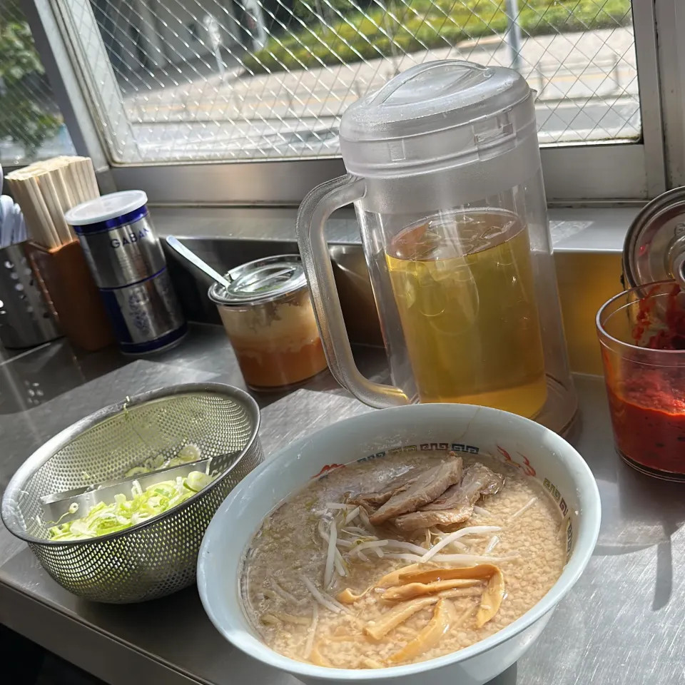 Snapdishの料理写真:ラーメン|Hajime Sakaiさん