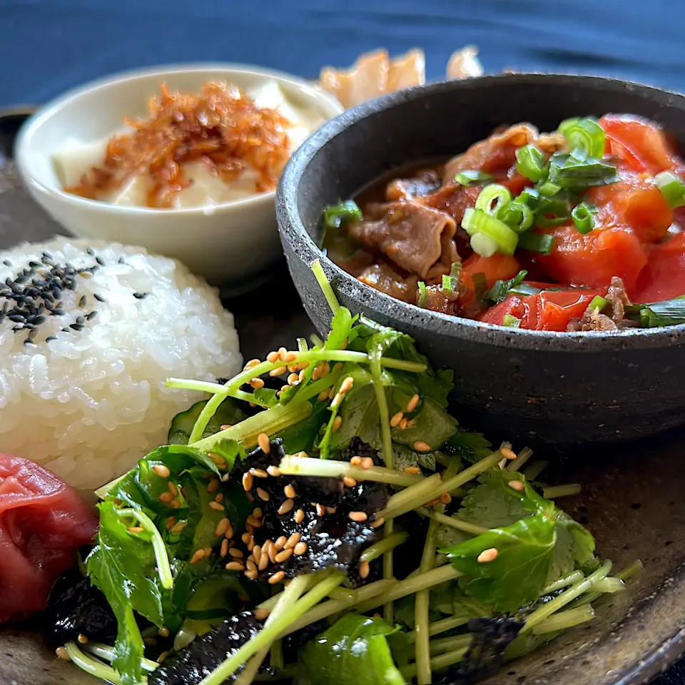 牛肉のトマト煮込みのランチ（煮込んでないけどね）|くまちゃんさん