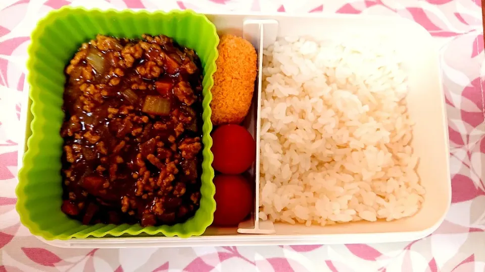 キーマカレーライス❤️旦那さんお弁当❤️|かおるcitronさん