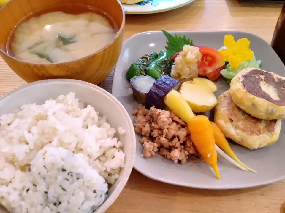 Snapdishの料理写真:持ち寄りランチ|ひんひさん