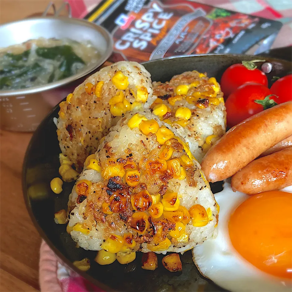 Snapdishの料理写真:スパイシー🌽焼きおにぎり|みずほさん