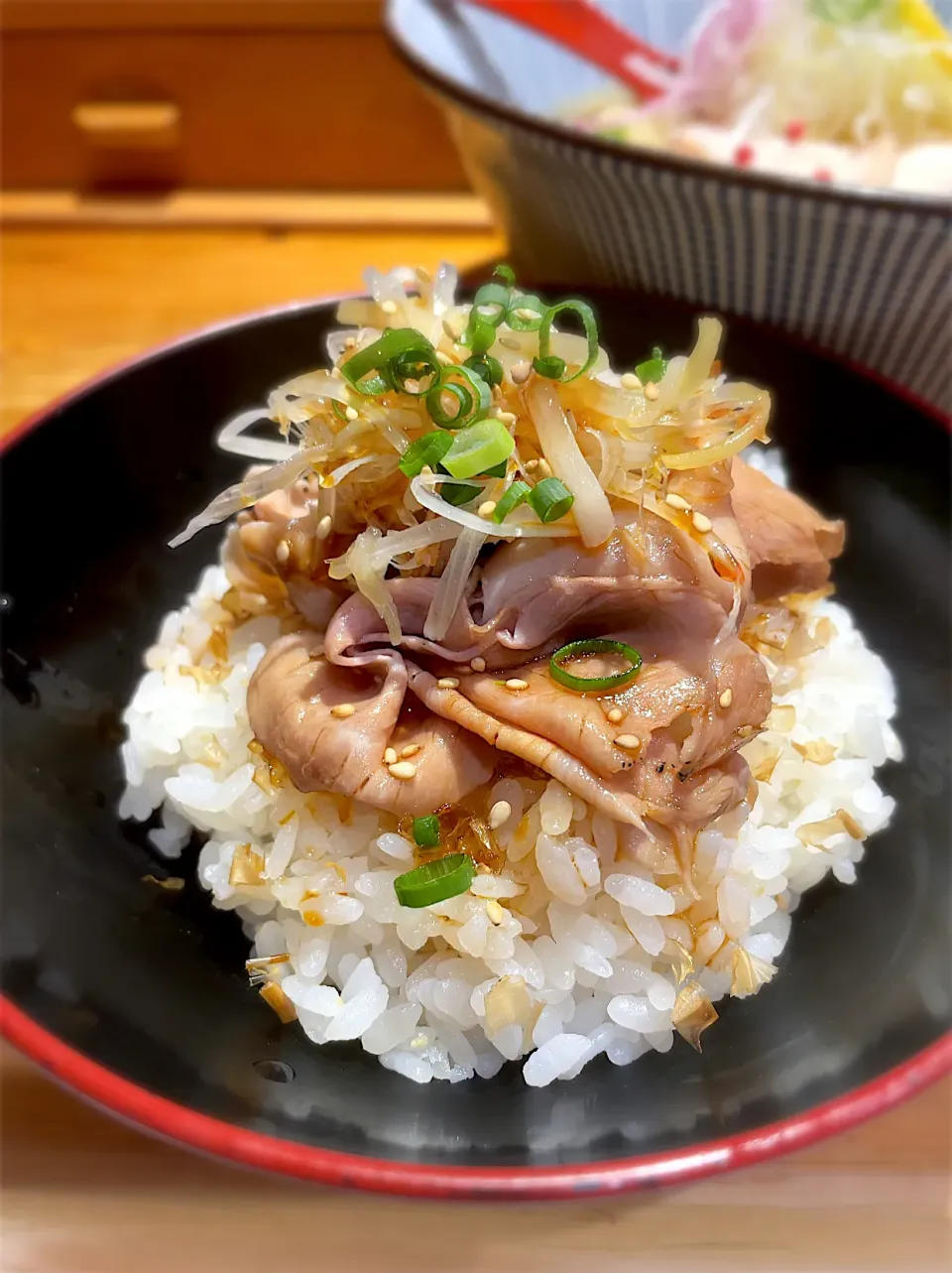 Snapdishの料理写真:和風ロース丼@焼きあご塩らー麺たかはし上野店|morimi32さん