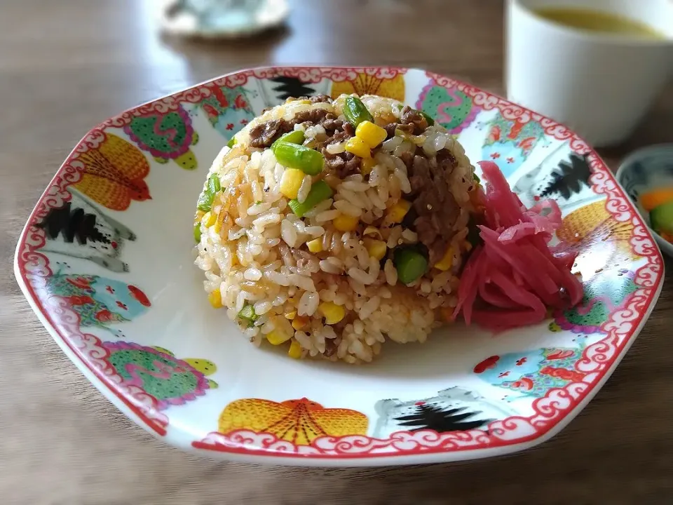 とうもろこしとアスパラのチャーハン|古尾谷りかこさん