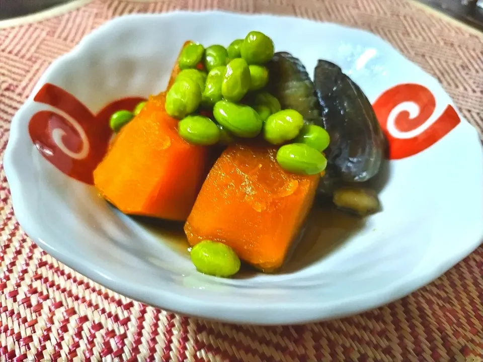 夏野菜の炊いたん（かぼちゃ・茄子・枝豆）|vege食堂さん