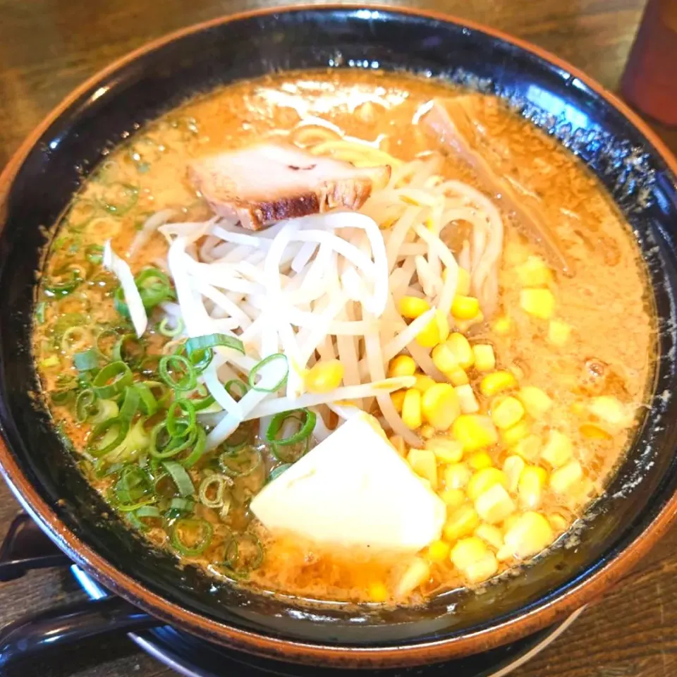 Snapdishの料理写真:味噌バターコーンラーメン|じょうさん