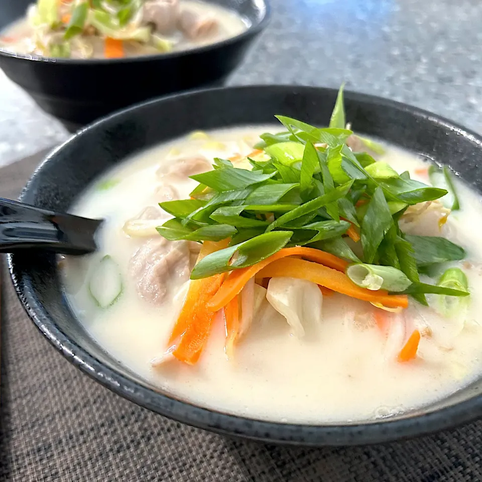 野菜の白湯ラーメン|AKUBI*:ஐ(●˘͈ ᵕ˘͈)さん