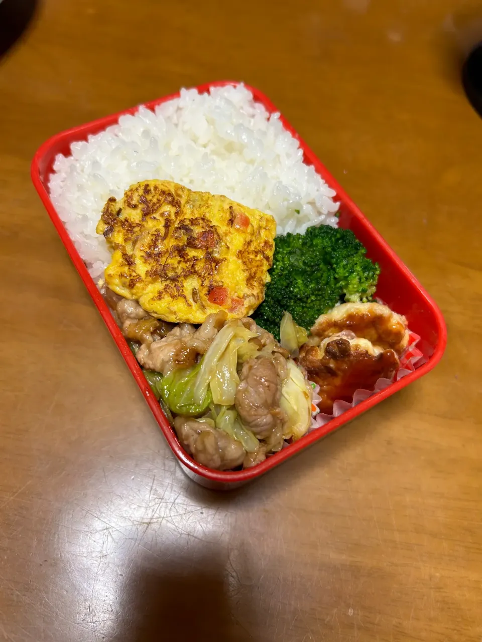 オムレツ先生！野菜炒めくんが！！！弁当|みゃりたさん