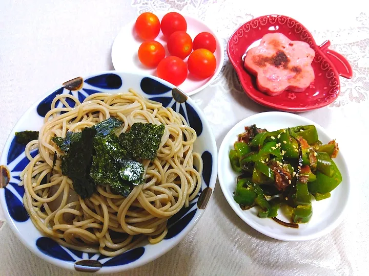 昼ご飯、蕎麦茹でました😋✨|m.rafuさん