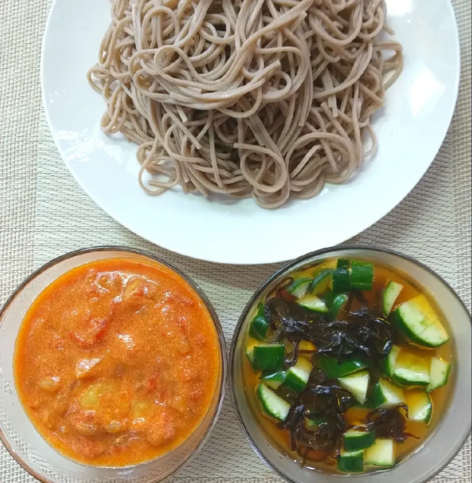 つけ麺２種　トマトカレー＆胡麻香るキュウリ|izu-miさん