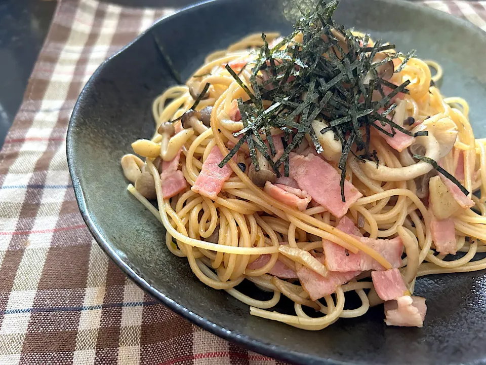 ベーコンとしめじの柚子胡椒パスタ|ハルさん