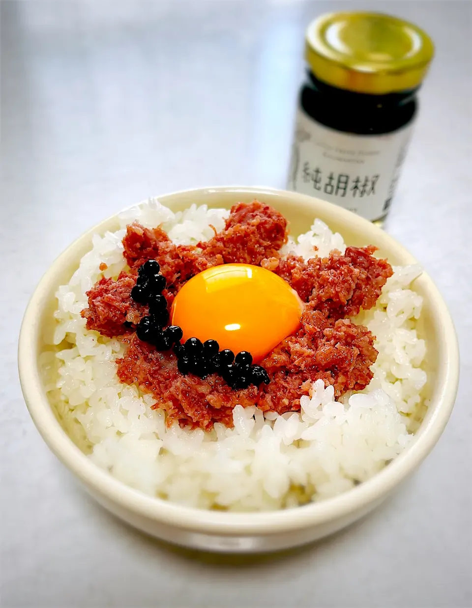 コンビーフ丼|もっさんさん