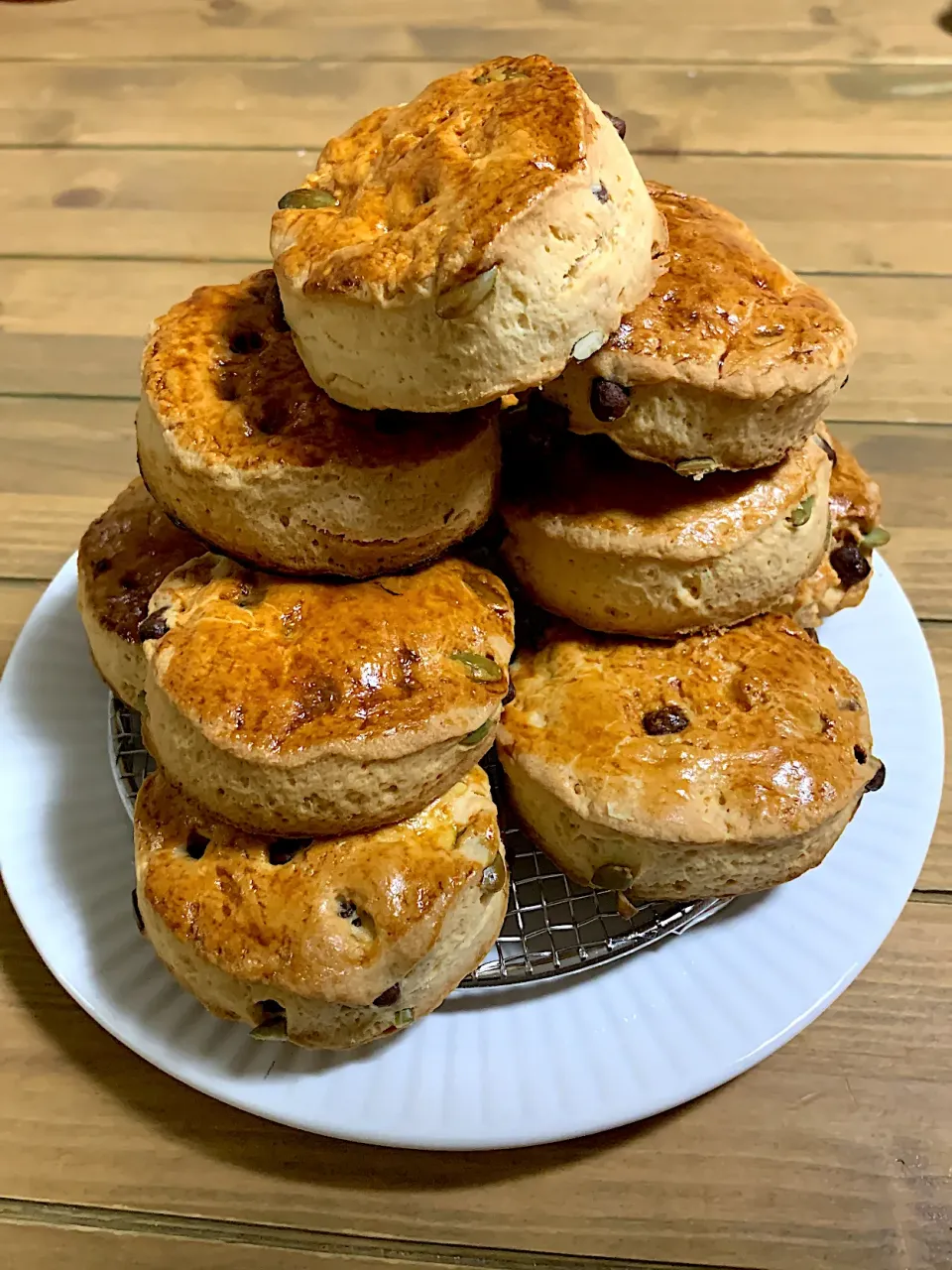 イングリッシュスコーンかぼちゃのタネとチョコベビー|ちかさん