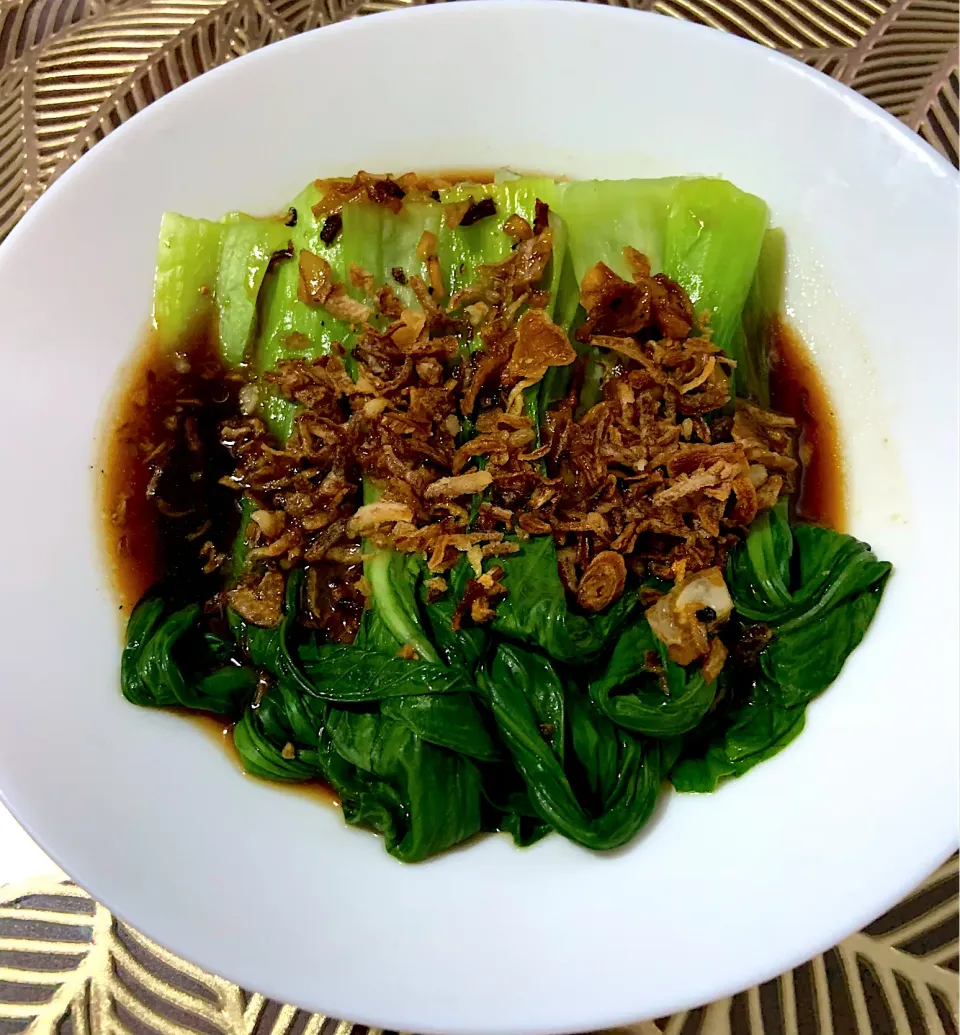 Snapdishの料理写真:Bochoy with garlic, ginger, oyster sauce top with fried shallots|Ahnneさん