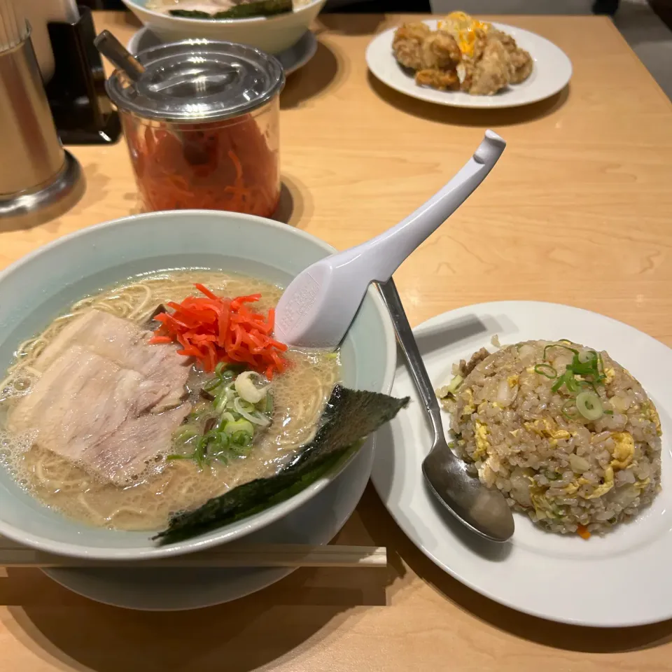 小倉出張で久留米ラーメン😋|すかラインさん