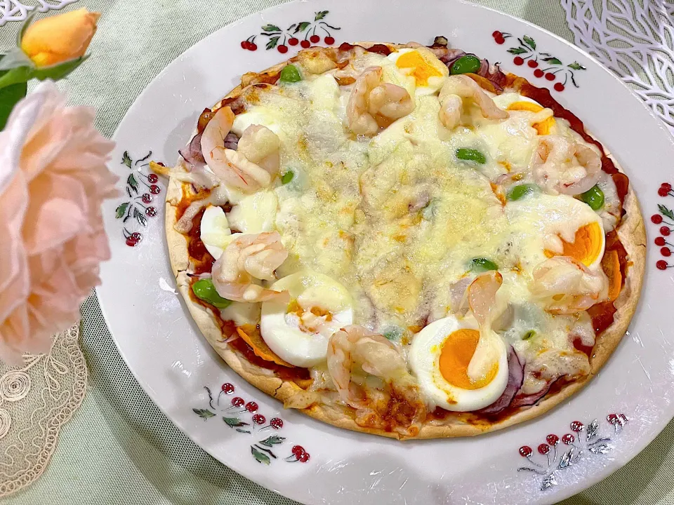 お夕飯に手作り(生地は買いました)ピザ🍕|Seikoさん