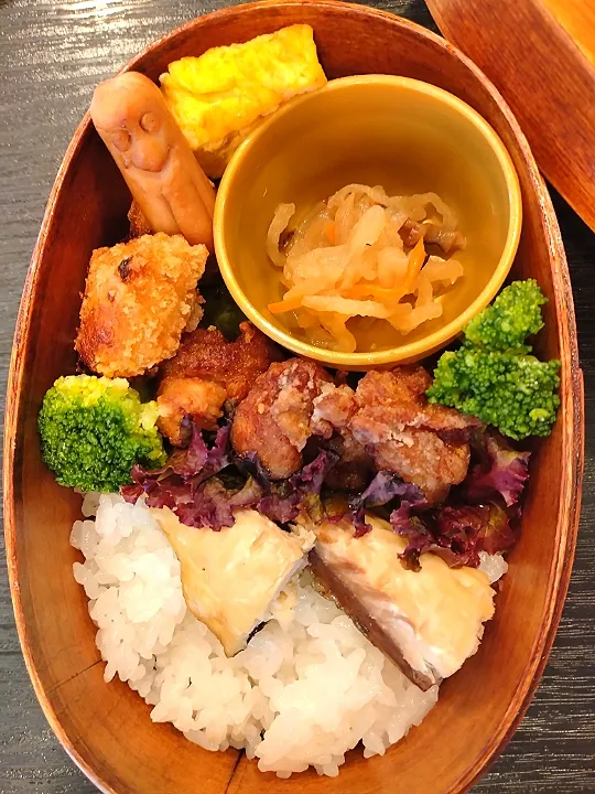 Snapdishの料理写真:からあげ弁当|ぱいなっぷるさん