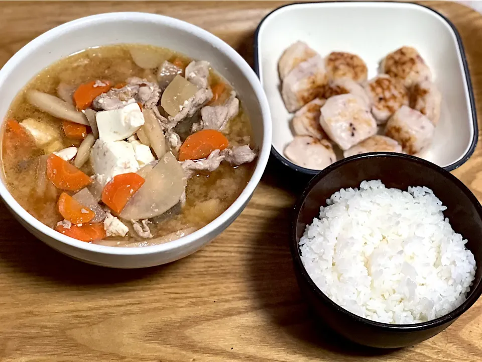 ☆豚汁 ☆焼きいかだんご|まぁたんさん