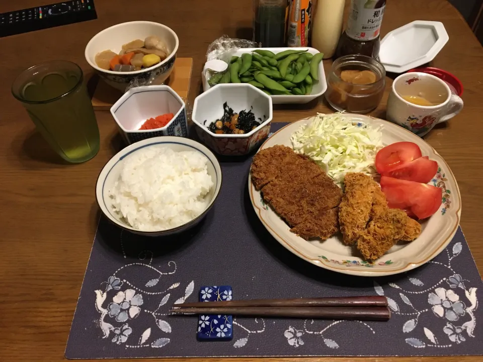 メンチカツ＆カキフライ、煮物、枝豆(夕飯)|enarinさん