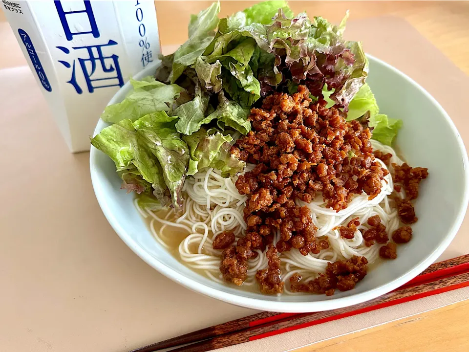 糀甘酒の鶏そぼろ素麺|かなっぺさん