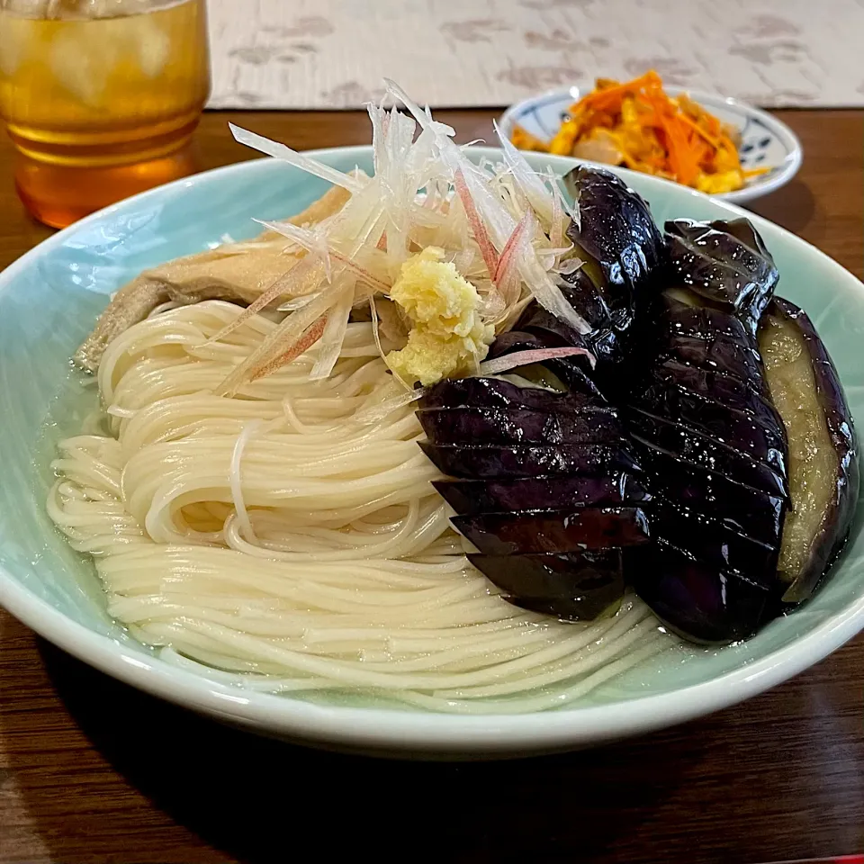 Snapdishの料理写真:なすそうめん|かおるさん