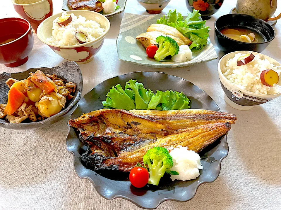 さつまいもご飯🍠🍚と焼魚🐟|ゆかりさん